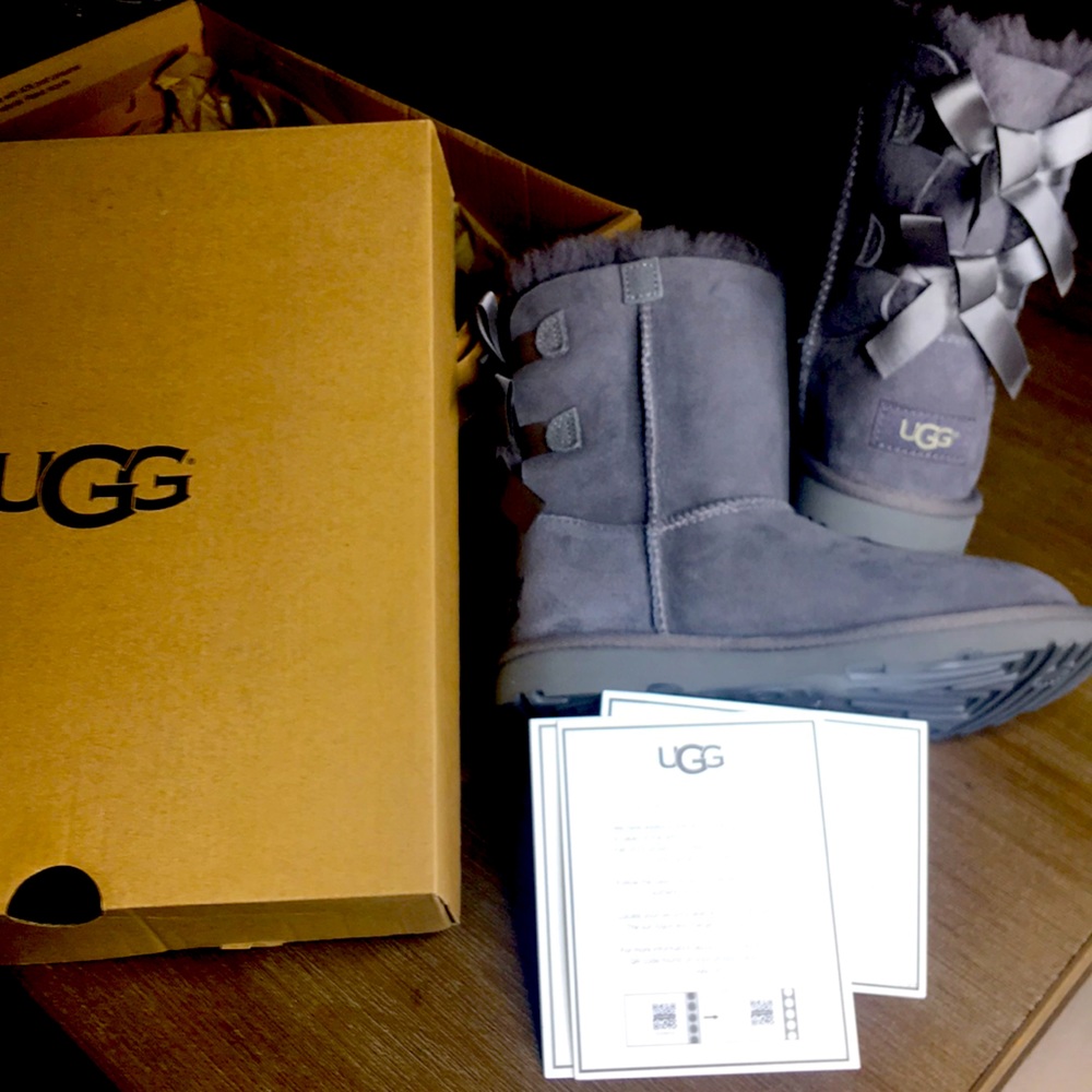 Brand new Gray UGGs (girls size 2)